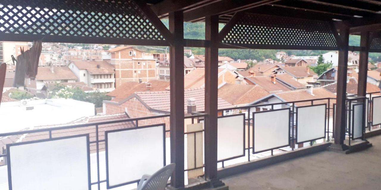 Lovely 1 Bedroom Within Walking Distance, Views Peje Bagian luar foto