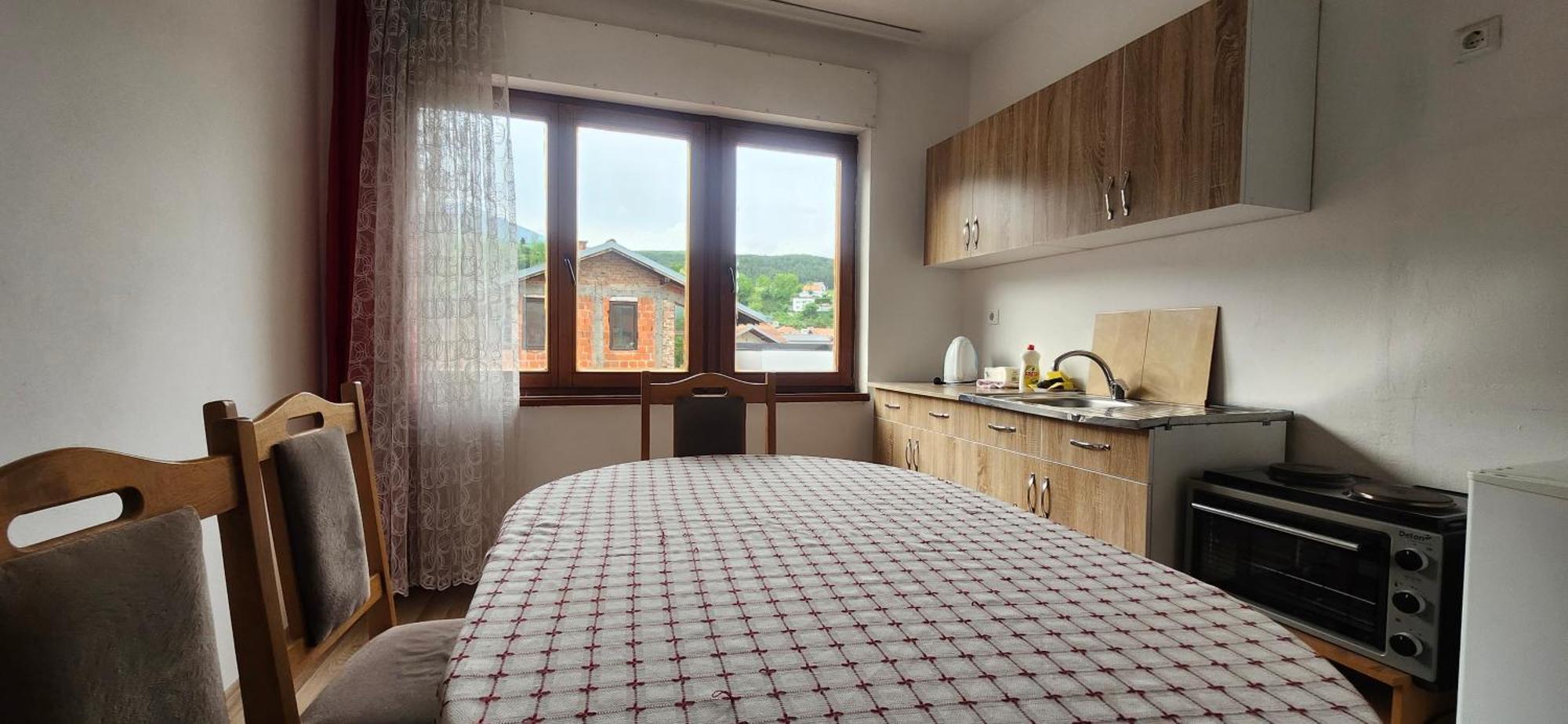 Lovely 1 Bedroom Within Walking Distance, Views Peje Bagian luar foto