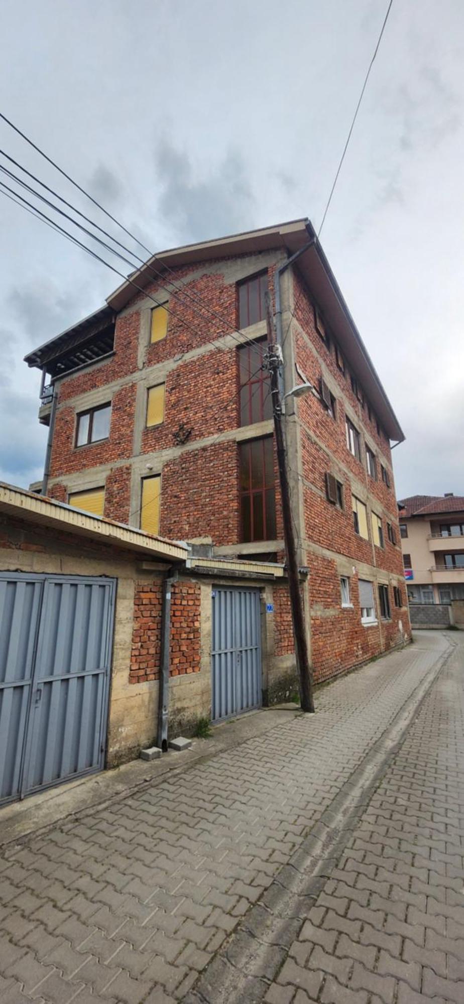 Lovely 1 Bedroom Within Walking Distance, Views Peje Bagian luar foto