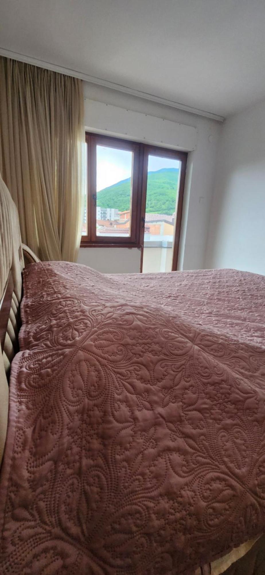Lovely 1 Bedroom Within Walking Distance, Views Peje Bagian luar foto