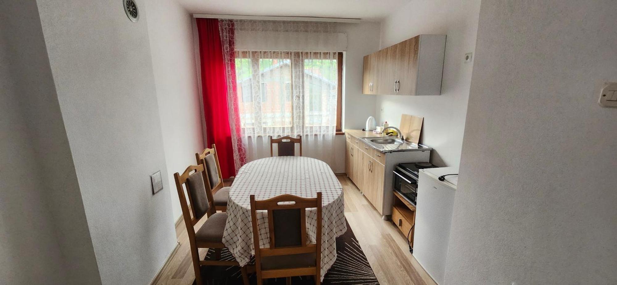 Lovely 1 Bedroom Within Walking Distance, Views Peje Bagian luar foto