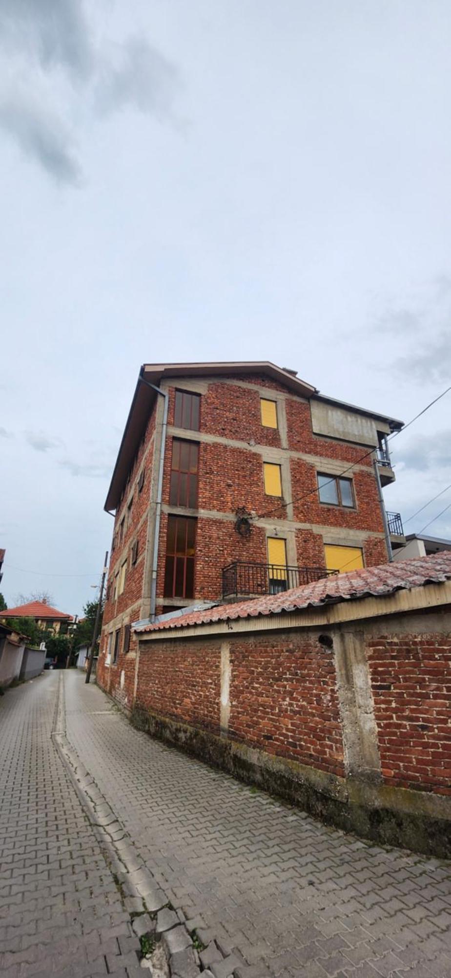 Lovely 1 Bedroom Within Walking Distance, Views Peje Bagian luar foto