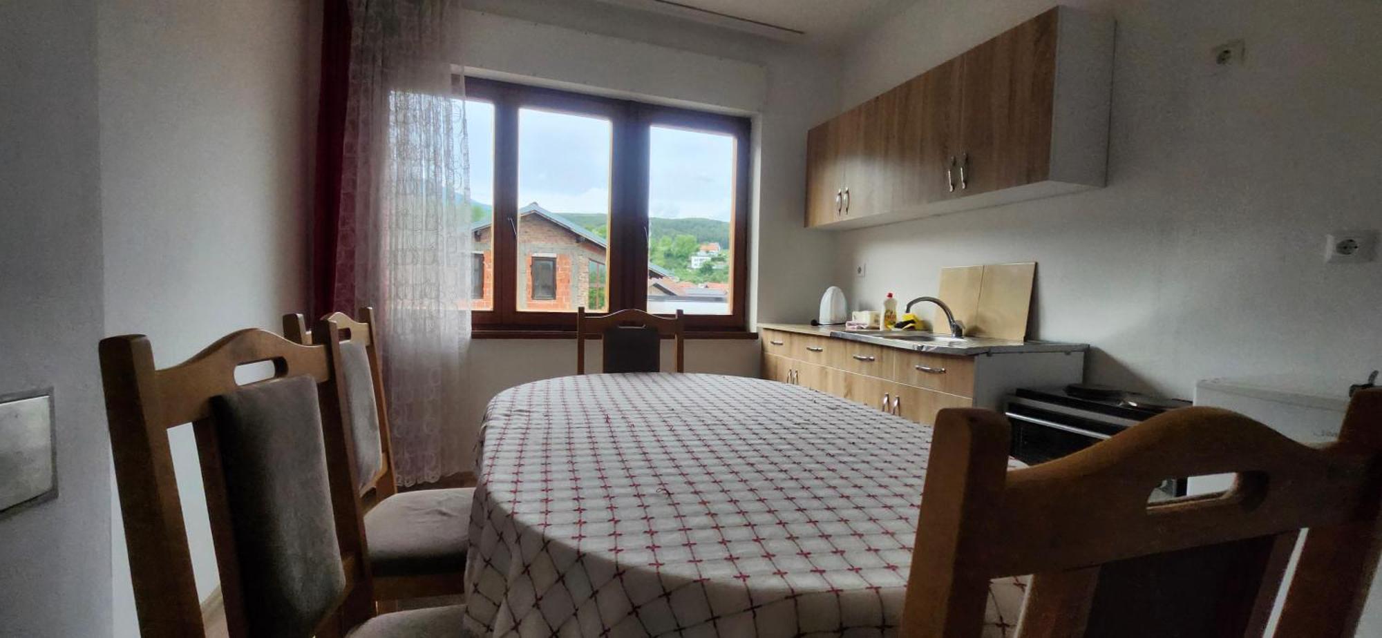 Lovely 1 Bedroom Within Walking Distance, Views Peje Bagian luar foto