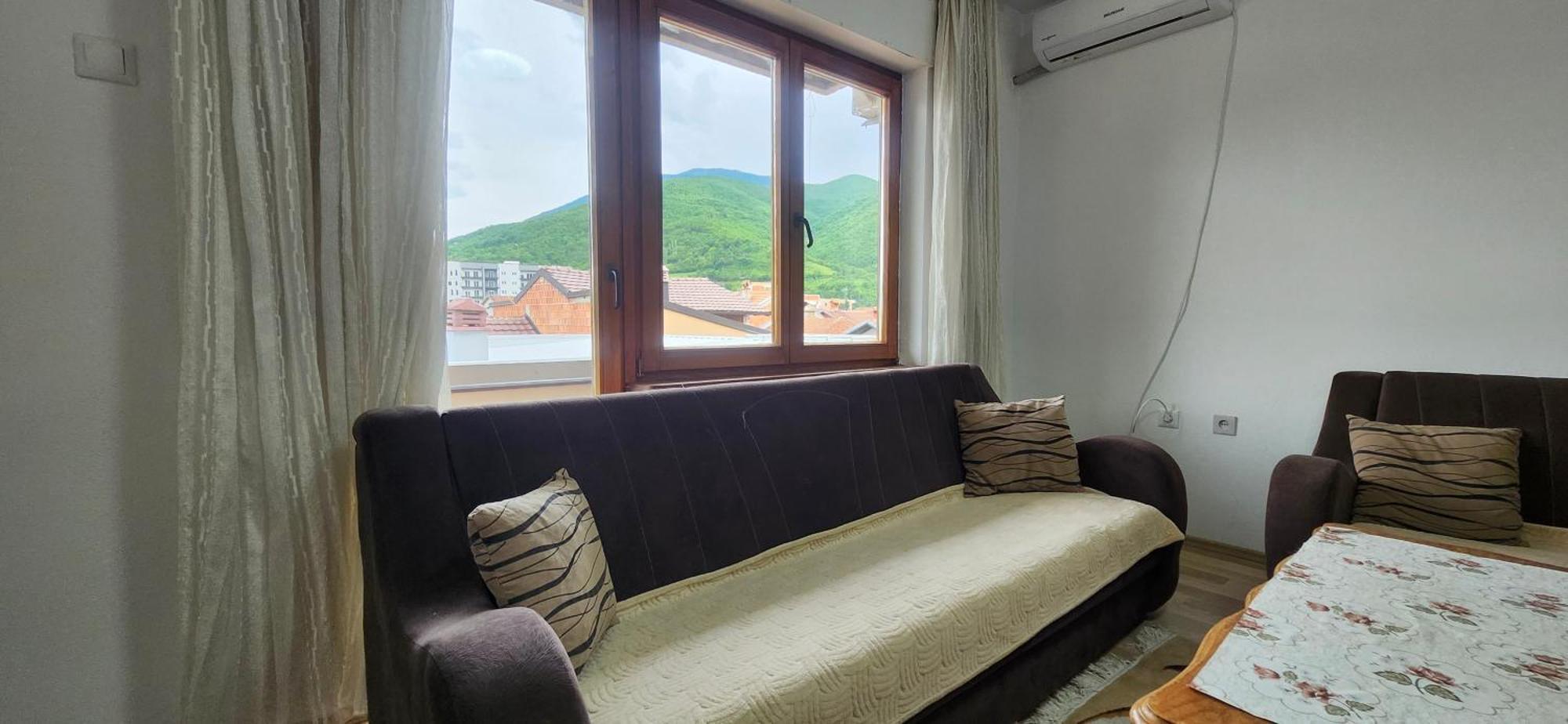 Lovely 1 Bedroom Within Walking Distance, Views Peje Bagian luar foto